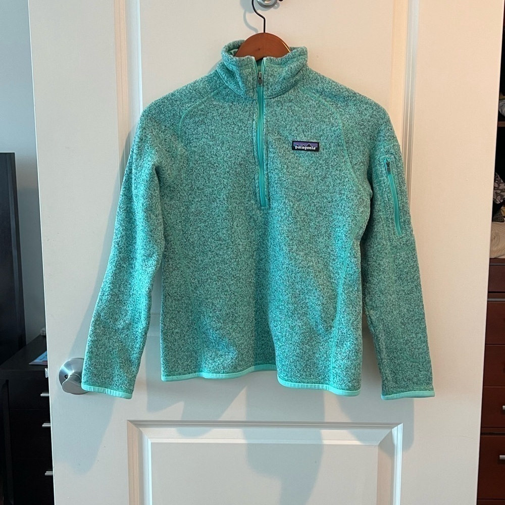 Patagonia Women's Sweater Zip Fleece Slim Fit Pullover Sweatshirt
